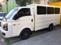 Selling 2017 Hyundai H100 Manual Dual AC-0