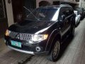 Selling Mitsubishi Montero 2009 GlS V-2