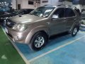 2005 TOYOTA Fortuner V 4x4 Matic Diesel FOR SALE-4