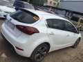 2016 Kia Forte EX Hatchback 20 6 Speed AT Top if the Line Like New-4