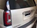 2015 GMC YUKON DENALI (pearl white) -3