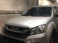 Isuzu MU-X LS 4X2 MT 2017 for sale-11