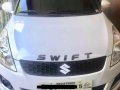 Suzuki Swift 2017 Automatic Pearl White-0