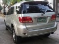 Toyota Fortuner V 4x4 2007 Top of the Line-8