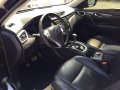 2016 Nissan X-Trail 4x4 Automatic Transmission Top of the line-4
