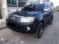 2011 Toyota Fortuner G 25 Automatic Diesel-1