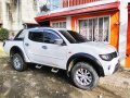 2006 Mitsubishi Strada Triton 2.5 MT 4x4 for sale-3