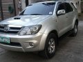 Toyota Fortuner V 4x4 2007 Top of the Line-0