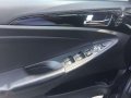 2011 Hyundai Sonata A/T 2.4L DOHC, Fuel Efficient-1
