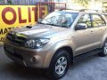 Toyota Fortuner v 4x4 matic 2007 FOR SALE-10