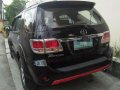 Toyota Fortuner V 4x4 (top of the line)-0
