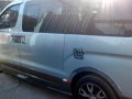 FOR SALE Hyundai Starex gold 2010 crdi a/t-2