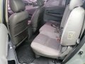 2006 Toyota Innova e diesel engine Manual transmission-4