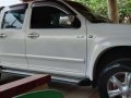 Isuzu Dmax 2010 4x2 ls manual for sale-8