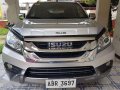 2015Isuzu Mu-X contact me directly via my Email: glawson121 yahoo.com-3