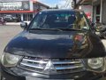 Mitsubishi Strada 4x4 top of the line 2010-0