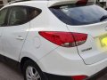 Hyundai Tucson 4x4 2012 model diesel automatic-4