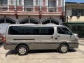 2002 Toyta Hiace super grandia Diesel engine-9