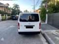 2017 Toyota Hiace Commuter 3.0 MT Diesel -3