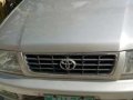 Toyota Revo 2001 Manual Gas In good condition.-0