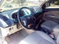 2O15 TOYOTA HILUX G Top 0f The Line 4x4 D4D -6