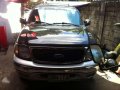 Ford Expedition XLT 2000 model for sale-3