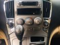 Hyundai Starex VGT 2010 for sale -9