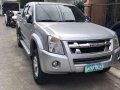 Isuzu Dmax 2010 model 4x2 automatic transmission Good condition-3