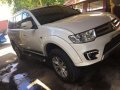 Rush for sale 2015 Mitsubishi Montero glx-0