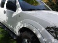 Nissan Frontier Navara 2010 AT for sale-6