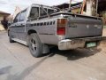 Toyota Hilux 1998 model manual 4x2 for sale-1