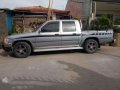 Toyota Hilux 1998 model manual 4x2 for sale-2