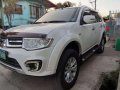 Mitsubishi Montero glx matic 2014 for sale-4