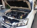 Isuzu MUX 4 x 2 LAS AT 2015 for sale -5