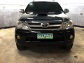 Toyota Fortuner V 2006 for sale -9