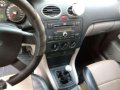 Ford Focus sedan 2009 model for sale-8