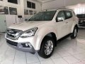 2018 ISUZU MUX 4x2 ALL VARIANTS Low Down Payment and ALLIN PROMO-6