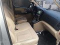 2015 Hyundai Starex Gold for sale-3