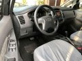 Selling Toyota Innova e 2012 automatic diesel-3