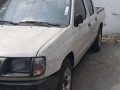 Nissan Frontier 2000 for sale-1