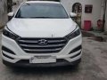 Hyundai Tucson 2016 Automatic Grab ready for assume balance-0