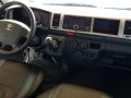 2015 model Toyota Hiace GL Grandia MT Diesel-5