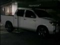 Toyota Hilux 4x2 2007 model for only 465k!-0