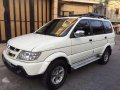 2006 Isuzu Crosswind XUVi turbo diesel matic-9