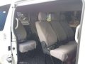 Toyota Hiace GL Grandia 3.0 Manual 2017 Assume Pasalo-7