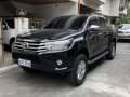 Selling Toyota hilux 4x2 G Automatic diesel Black 2016-0