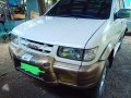 2005 ISUZU Crosswind XUV M/T Super Tipid sa Diesel-5