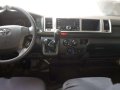 2017model Toyota Hiace for sale-4