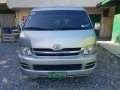 2009 Toyota Grandia GL (LOW PRICE!)-0