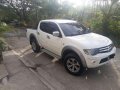 For sale Mitsubishi Strada 2010 model 4X4-7